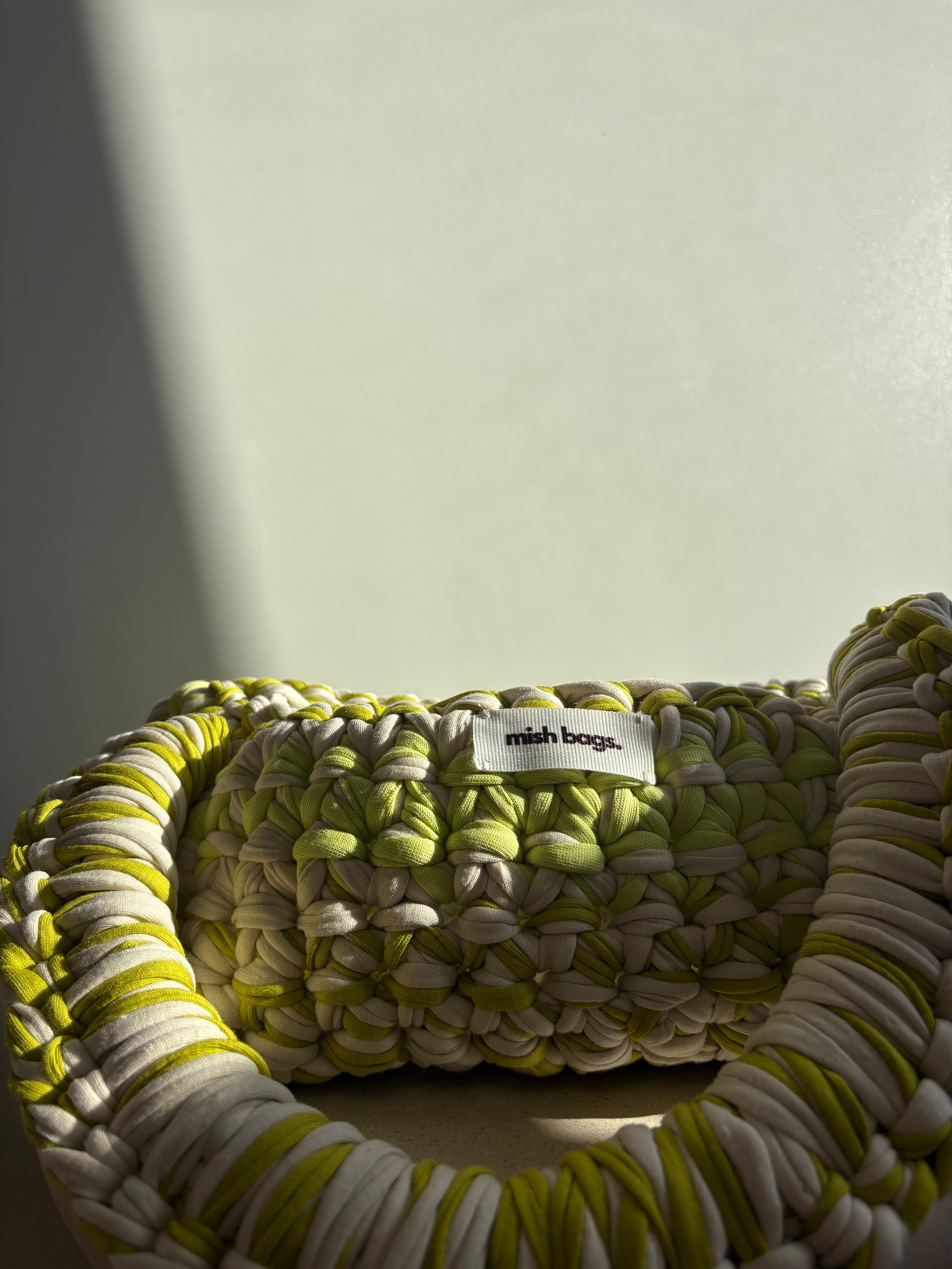 Bag Bonnie mini in Lime Green